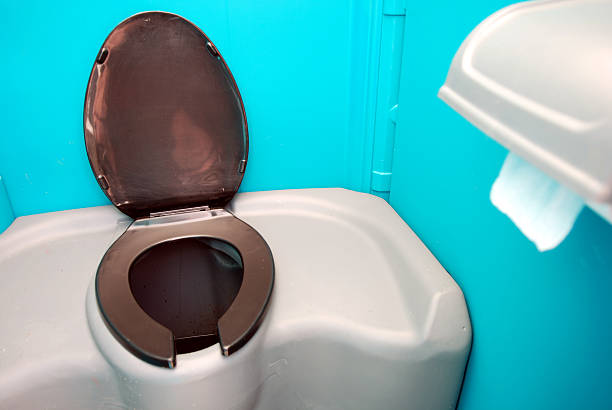 Best Sanitation services for porta potties  in Finderne, NJ